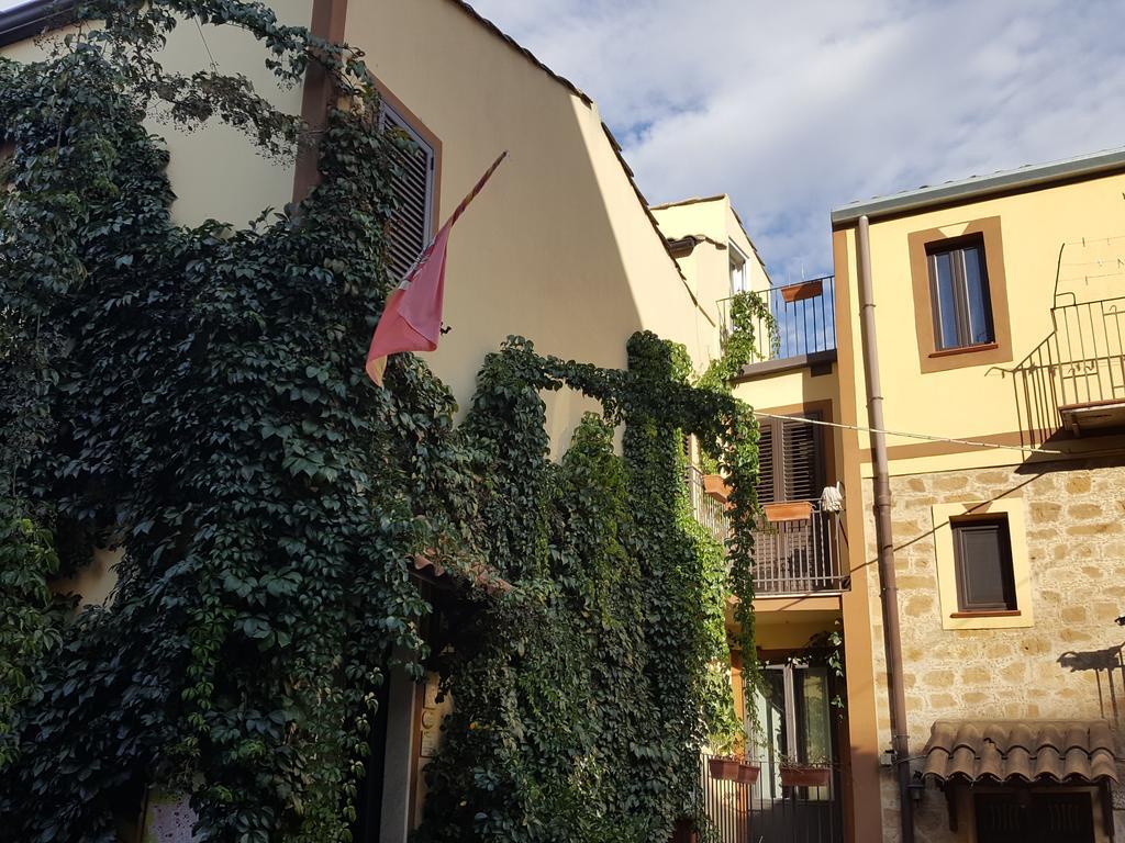 La Volpe E L'Uva B&B Piazza Armerina Exterior photo